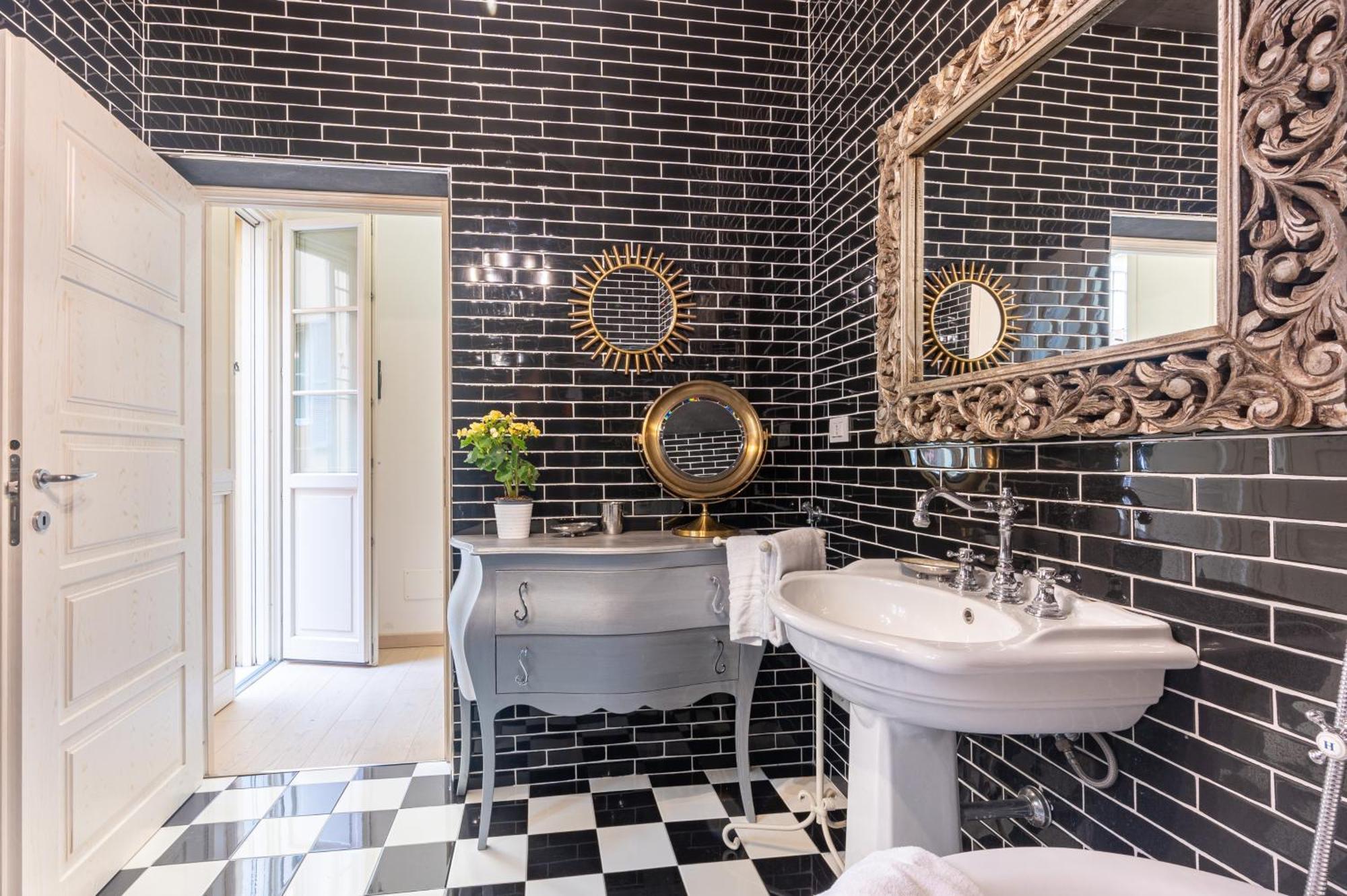 Teatro Regio Exclusive Apartment بارما المظهر الخارجي الصورة